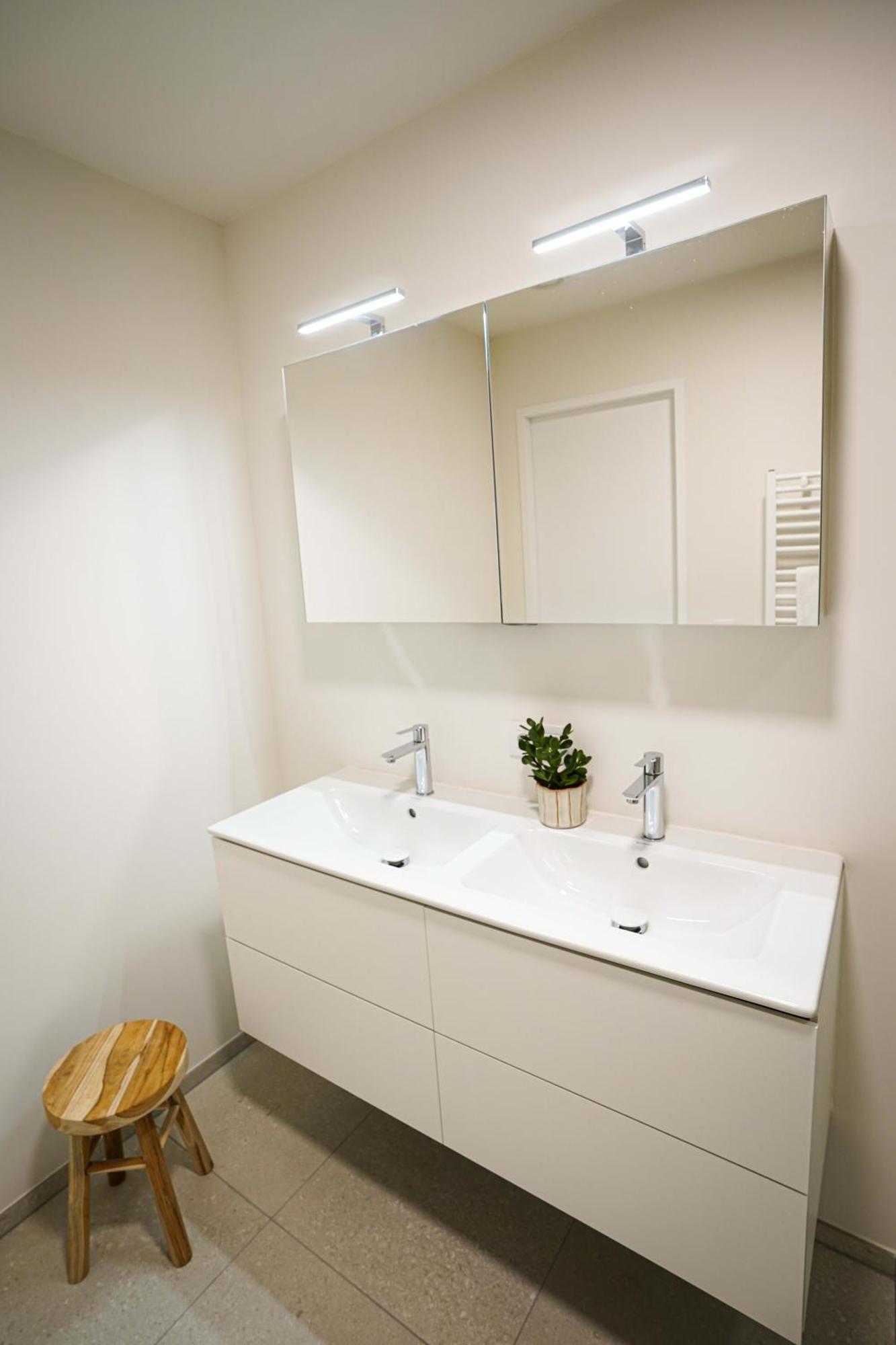 Huswell - Beautiful Apartment With Communal Pool And Gym 오스텐드 외부 사진